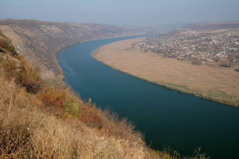 Dniester River, Ţipova, Moldova